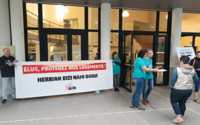 Hirigune elkargoko hautetsiak urte osoko etxebizitzak babestera deitzen ditu Aldak